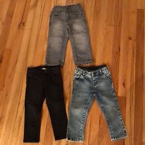 3 pairs of boys sz 2T jeans